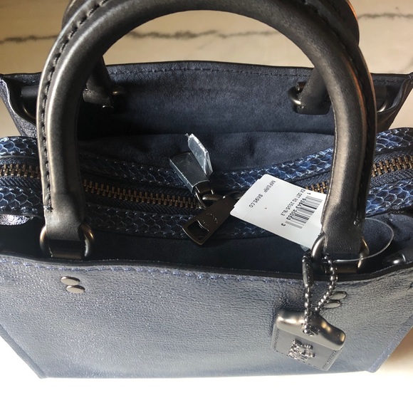 💎 Gorgeous Coach Snakeskin Metallic Rogue 25 - Picture 13 of 13